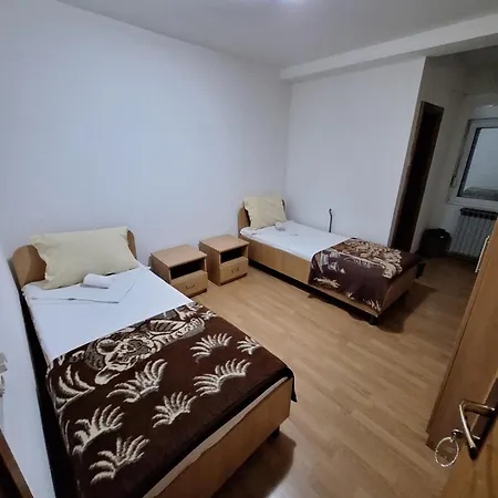 Hotel Juka 3*